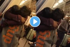 Couple romance in Delhi metro shocking video goes viral on social media