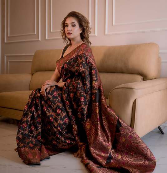 Rupali Bhosle Pashmina Silk Saree