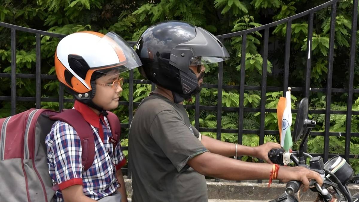 Sell two helmets with every two wheeler