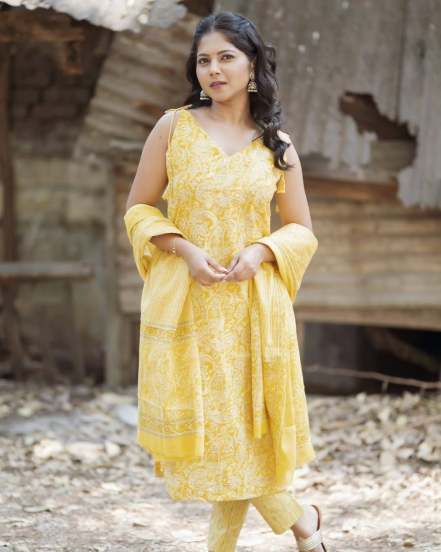 Vijaya Babar Yellow Dress Look