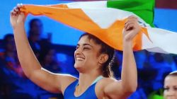 ऑलिम्पिक सिल्वर मेडलिस्ट प्रमाणे विनेश फोगाटचा सन्मान, सरकारकडून ४ कोटी रुपये, भूखंड किंवा नोकरीचा पर्याय