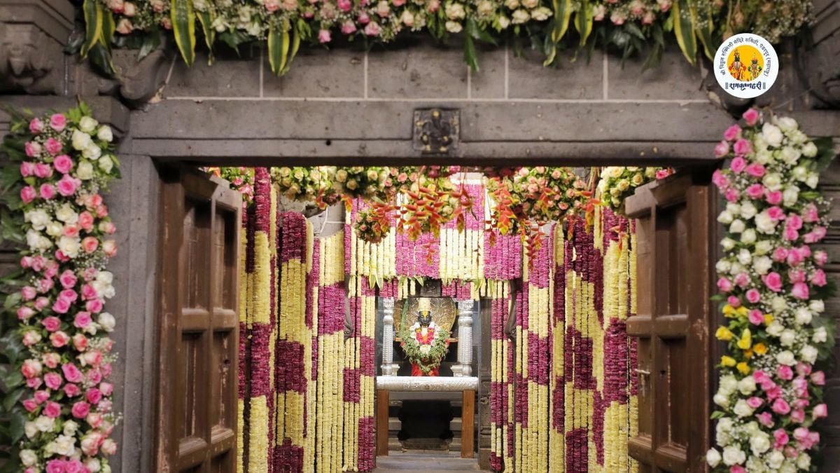 Pandharpur Vitthal Temple decorated with flowers on occasion of Gudi Padwa