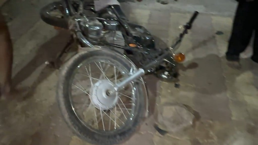 पिंपरी-चिंचवडमध्ये वाहन तोडफोडीचे सत्र सुरूच; मोशीत तीन वाहनांची तोडफोड (लोकसत्ता टीम)