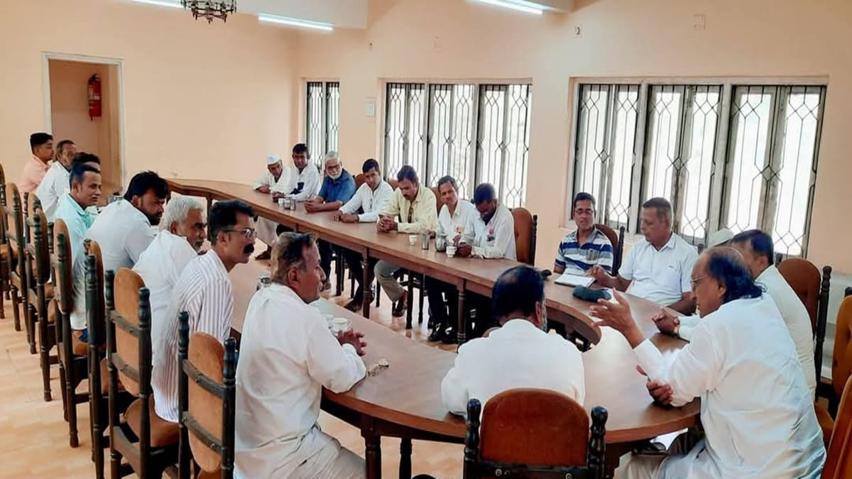 Sudhir Mungantiwar, Committee , farmer ,