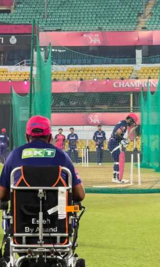 Rahul Dravid on Wheel Chair RR IPL 2025