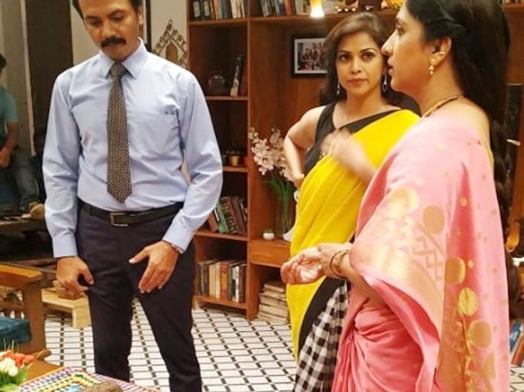 Aai kuthe kay karte fame Milind gawali and Deepali pansare apper in suraj chavan zapuk zupuk movie