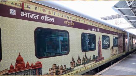 Indian Railways Bharat Gaurav Circuit Yatra gives tourists the opportunity to see forts forts and battlefields Mumbai news