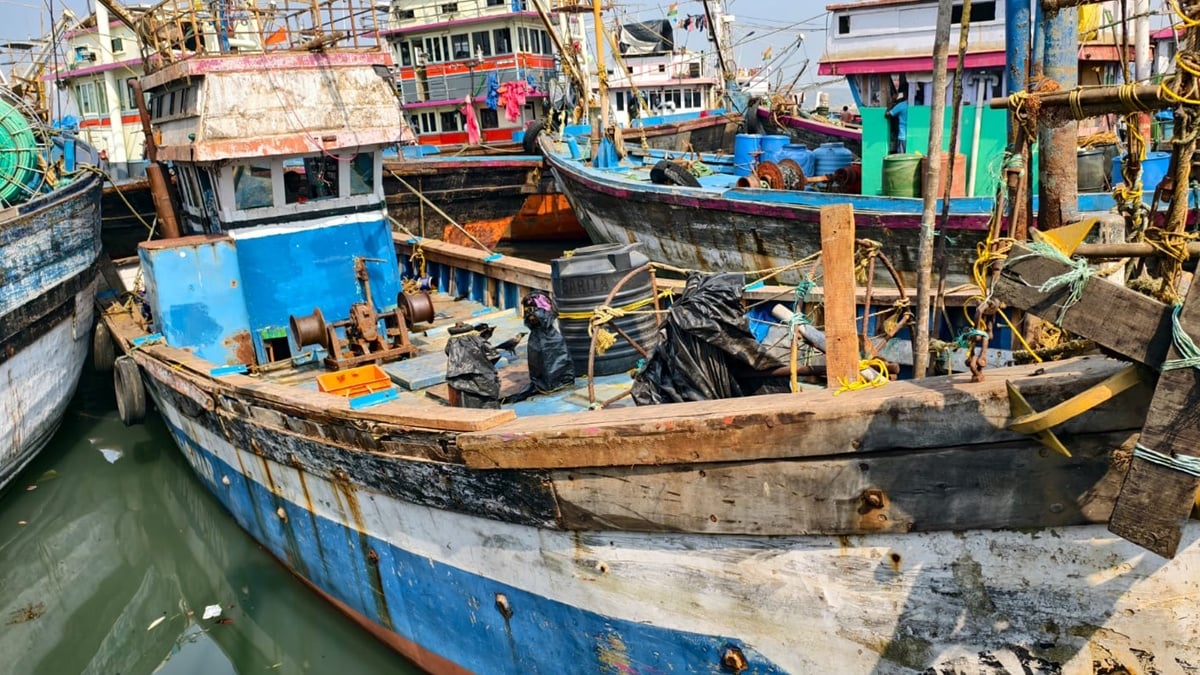 boat seized at mirya beach