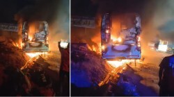 पुणे – मुंबई द्रुतगती मार्गावर खासगी प्रवासी बसला भीषण आग; ३० प्रवासी…
