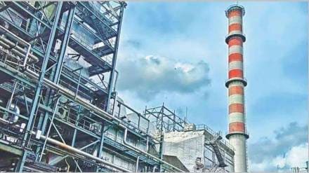कठोर नियमांमुळे रासायनिक उद्योग संकटात