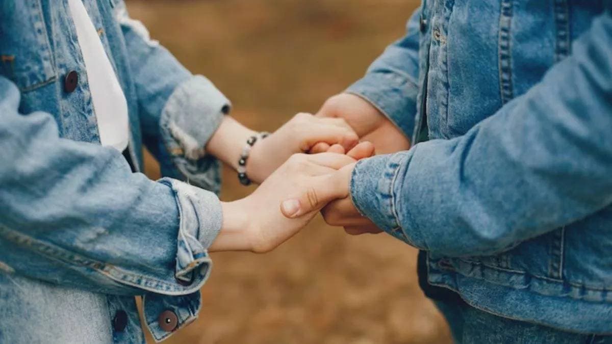 due to lok adalat 16 couples decide to stay together with children instead of getting divorced Akola news