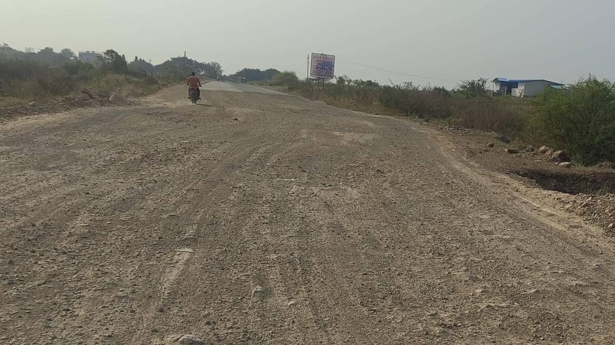 jamkhed Road work worth Rs 399 crore stalled for three years karjat news