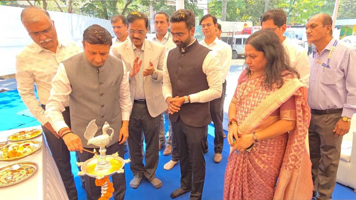self help group products efforts to sell online