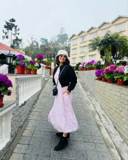 Abhidnya Bhave Mehul Pai Darjeeling Vacation