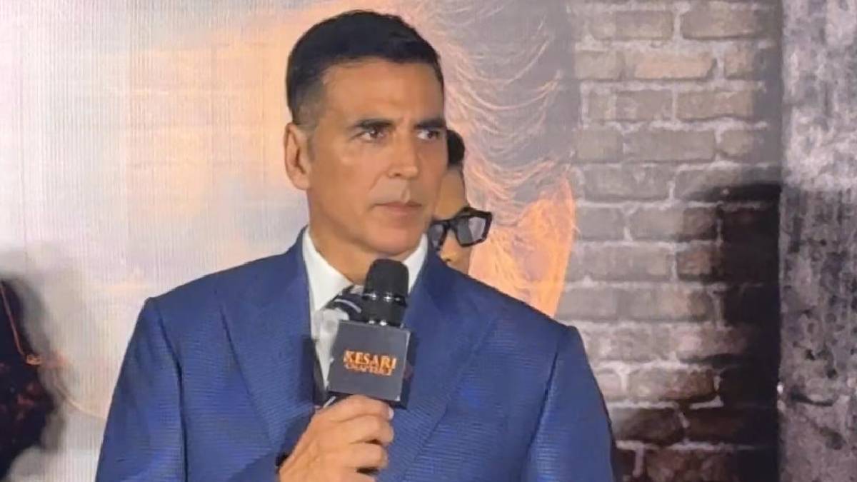 Actor Akshay Kumar British apologize bollywood new film Kesari Chapter 2