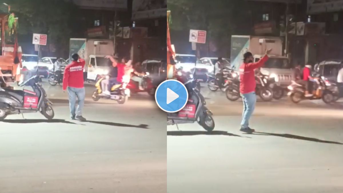 video of a Zomato delivery boy in pune