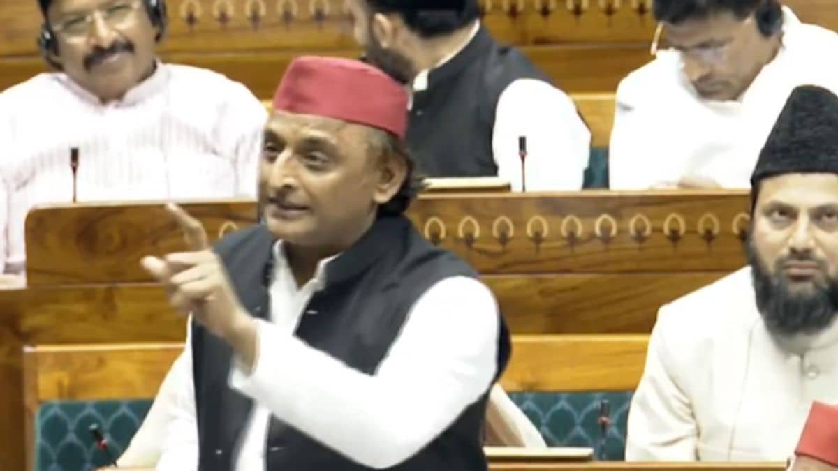 Samajwadi Party leader Akhilesh Yadav criticizing BJP over Waqf Bill and its alleged use to divert attention from Maha Kumbh Mela deaths.