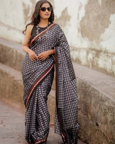 Asmita Deshmukh Haathi Khun Saree