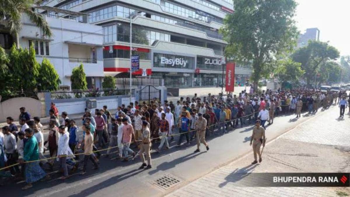 Bangladesh nationals detained in Gujarat