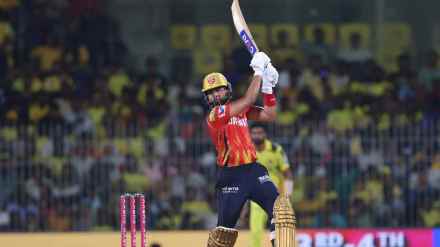 Chennai Super Kings vs Punjab Kings Live Match Score Updates in Marathi