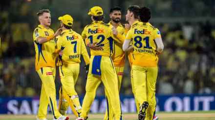 Chennai Super Kings vs Sunrisers Hyderabad Live Match Score Updates in Marathi