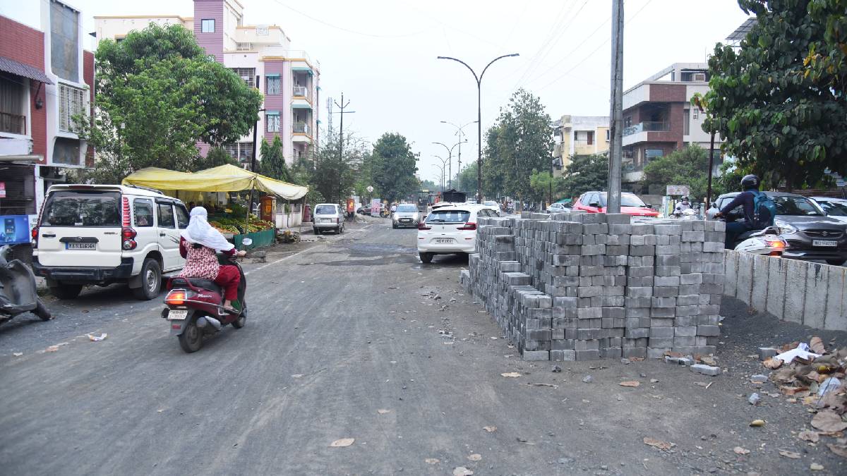 residents headache over Cement road work Nagpur city