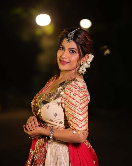 Dhanashri Kadgaonkar Lehenga Look Photoshoot