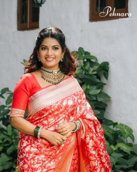 Dhanashri Kadgaonkar Lehenga Look Photoshoot