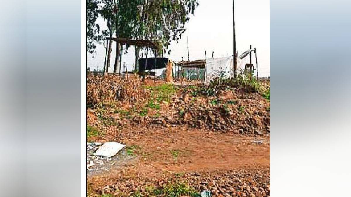 अतिक्रमणे झालेल्या शासकीय जमिनी भाड्याने देण्याचा निर्णय; महसूलवाढीसाठी सरकारचे लवकरच नवे धोरण (लोकसत्ता टीम) 