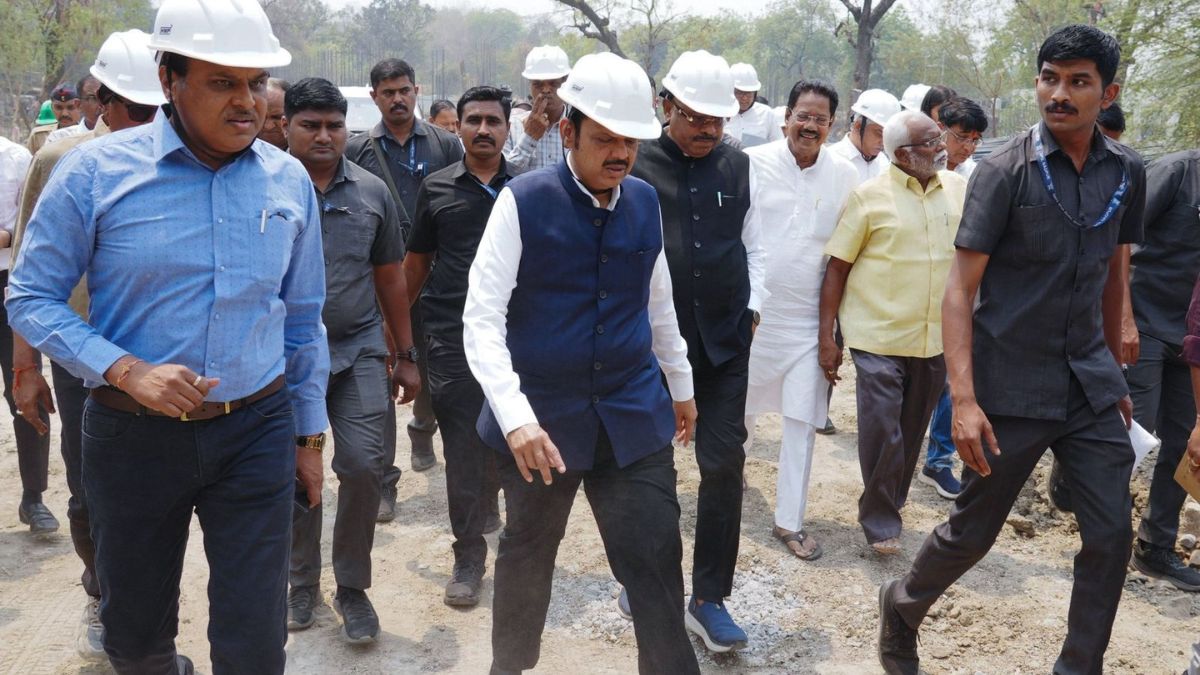 Chief Minister Devendra Fadnavis visit project site in Nagpur