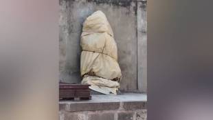 Municipal administration closes Hanuman temple in Nagpur as part of temple obstructs road