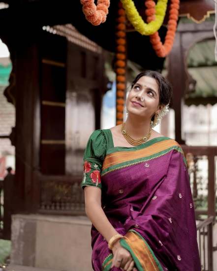 Jui Bhagwat Zapuk Zupuk Movie