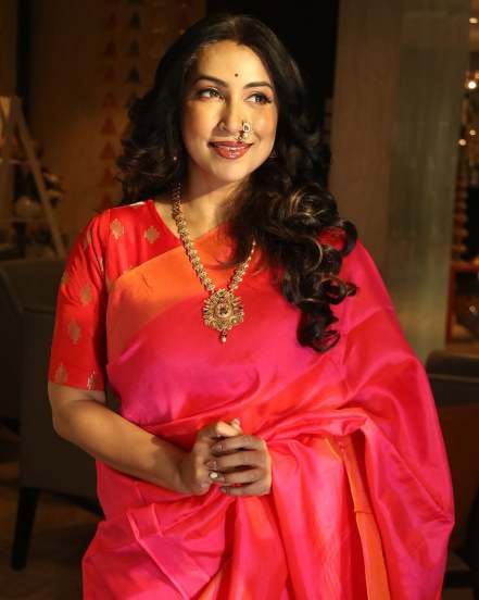 Kranti Redkar Wankhede Saree Photoshoot