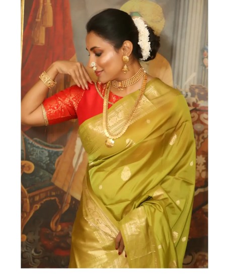 Kranti Redkar Wankhede Saree Photoshoot