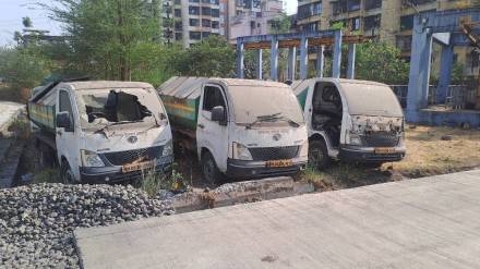 Kulgaon Badlapur Municipal scrapped 42 Garbage truck