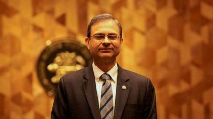 RBI Governor says i am not Sanjay of Mahabharata over repo rate amid Trump tariff war marathi news