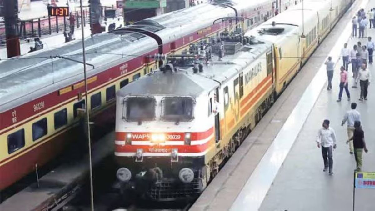 Tatkal Ticket Booking Timings