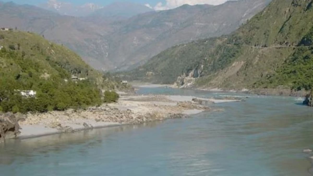 Pahalgam Terror Attack : ‘सिंधू नदीचे एक थेंबही पाणी पाकिस्तानात जाऊ देणार नाही’, पहलगाम हल्ल्यानंतर जलशक्ती मंत्र्यांचे महत्त्वाचे विधान