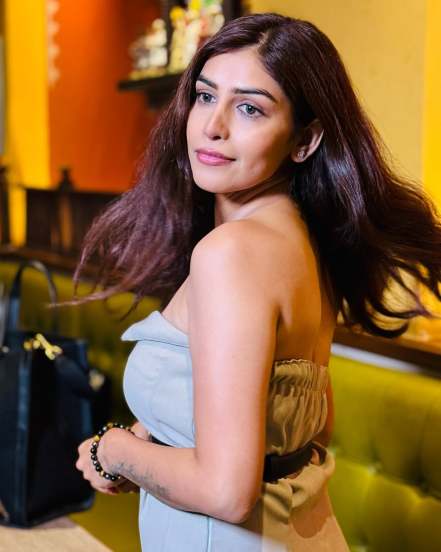 Mira Jagannath Bold Look