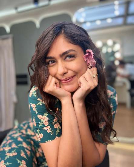 Mrunal Thakur Black Off Shoulder Dress