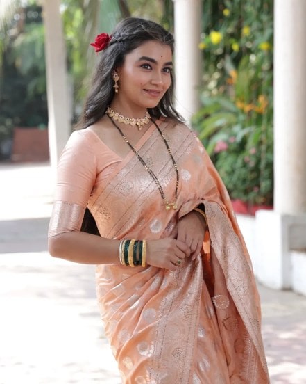 Mrunmayee Gondhalekar Saree Look