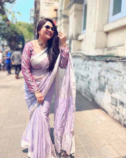 Namrata Sambherao Brown Cotton Saree Look
