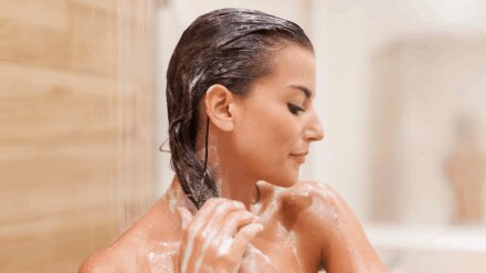 Natural ways to wash hair without shampoo