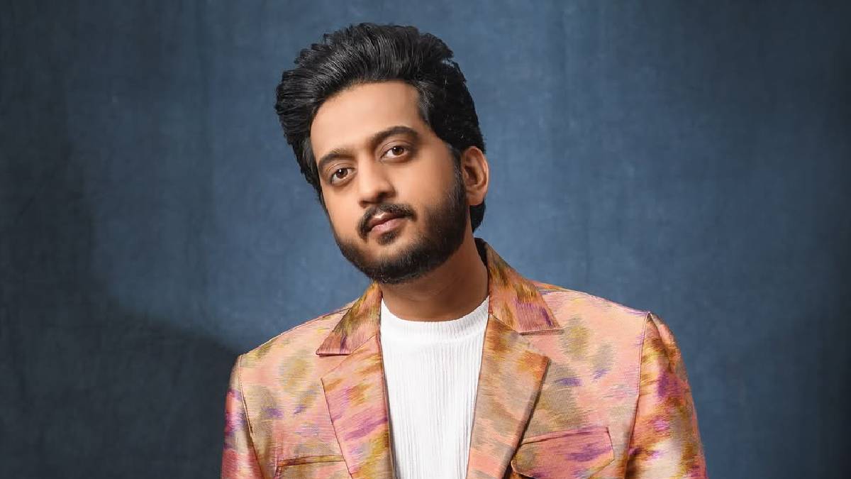 Amey wagh's Savage reply to a netizen