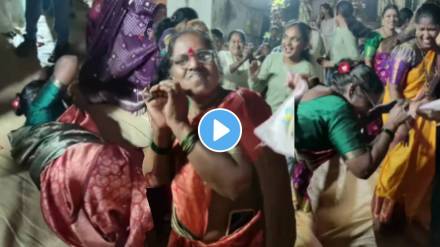 Grandmother funny dance video goes viral on bilanchi nagin nighali song from the marathi koligeet marathi song