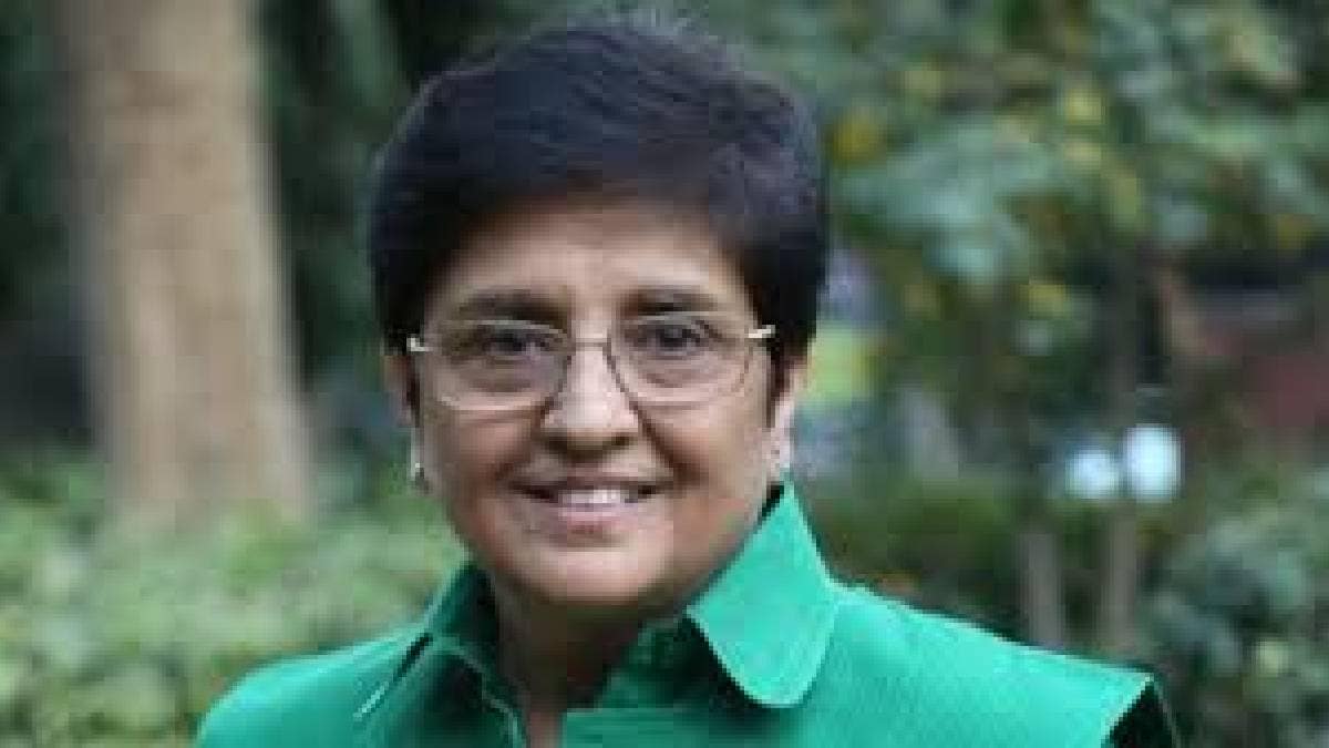 kiran Bedi stated corrupt politicians must be prosecuted for fundamental reforms and honest leadership
