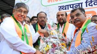 Kolhapur former mla of uddhav thackeray faction sanjay ghatge joined bjp on tuesday