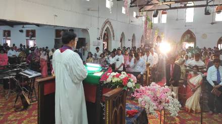 Easter Sunday, prayers, fast, pune, loksatta news,