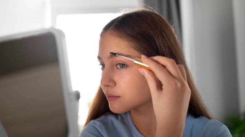 want your eyebrows to look thick and attractive