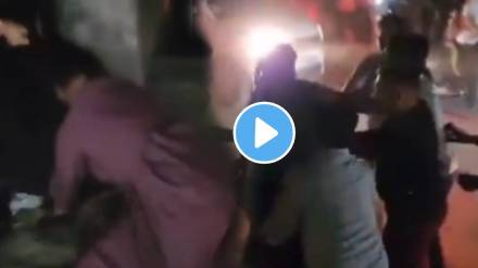 Shocking video uttar pradesh two women fight over a one husband video goes viral on social media